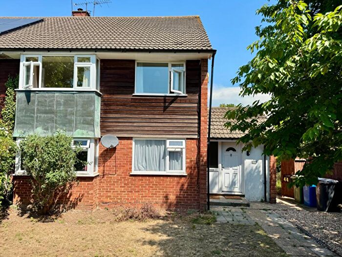 2 Bedroom Maisonette To Rent In Sandringham Road, Maidenhead, Berkshire, SL6