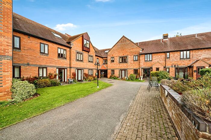 2 Bedroom Flat For Sale In Sharman Beer Court, Thame, OX9