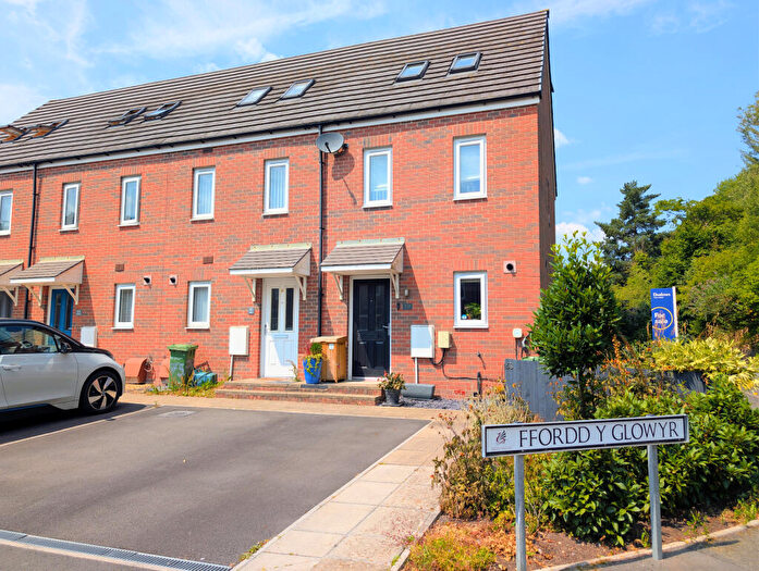 3 Bedroom Terraced House For Sale In Ffordd Y Glowyr, Mountain Ash, Rhondda Cynon Taf, CF45