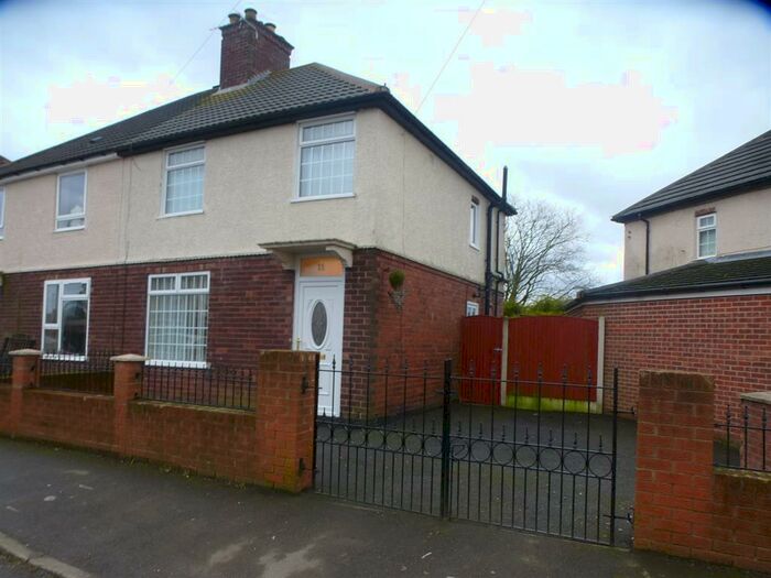 3 Bedroom Semi-Detached House To Rent In Woodland Avenue, Huthwaite, Sutton-in-Ashfield, NG17