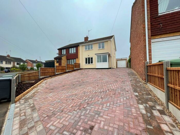 3 Bedroom Semi-Detached House To Rent In Hawkwood Road, Sible Hedingham, Halstead, CO9