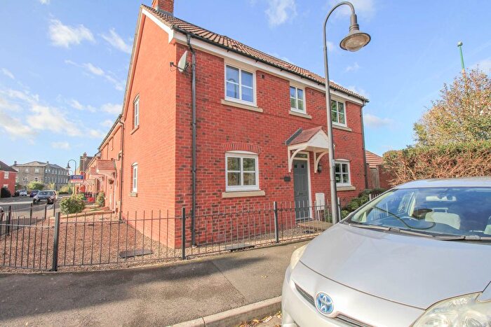 3 Bedroom Semi Detached House To Rent In Worle Moor Road, Weston Village, BS24