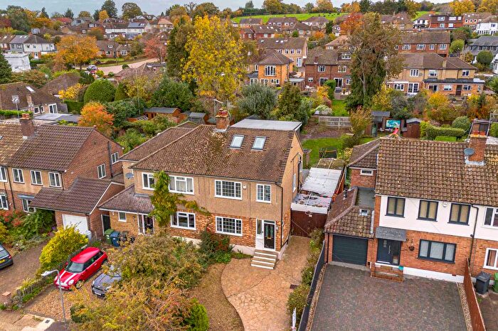 4 Bedroom Semi-Detached House For Sale In Seymour Park Road, Marlow, Buckinghamshire, SL7