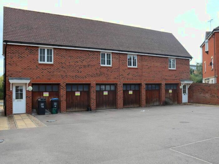 3 Bedroom Property To Rent In Mosquito Way, Hatfield, Herts, AL10