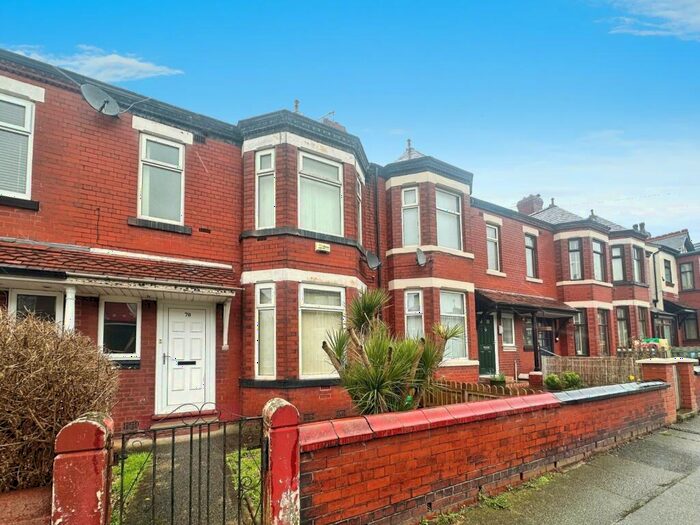 3 Bedroom Terraced House To Rent In Cholmondeley Road, Salford, M6