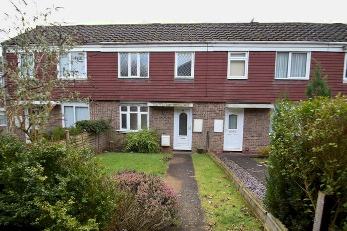 3 Bedroom Terraced House To Rent In Napton Close, Redditch, B98