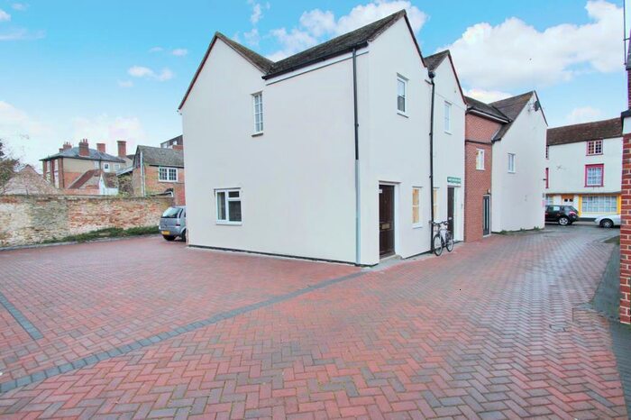 1 Bedroom Apartment To Rent In Bath Street, Abingdon, OX14