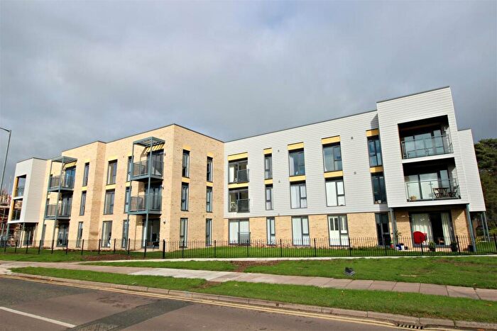 2 Bedroom Flat To Rent In Allwoods Place, Hitchin, Hertfordshire, SG4