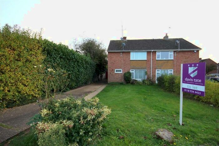 3 Bedroom Semi-Detached House To Rent In Amberley Drive, Twyford, Reading, Berkshire, RG10