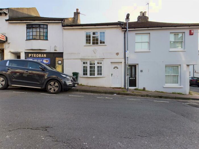 5 Bedroom Terraced House To Rent In Southover Street, Brighton, BN2