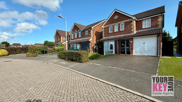 4 Bedroom Detached House For Sale In De Havilland Close, Hawkinge, Folkestone, Kent, CT18