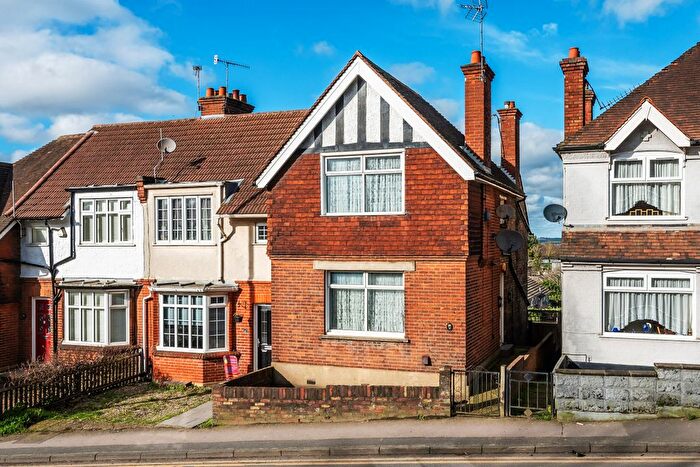 3 Bedroom End Terrace House For Sale In Seal Road, Sevenoaks, Kent, TN14