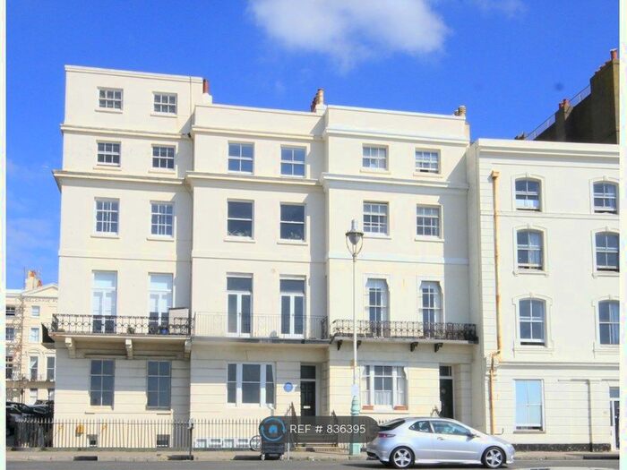 2 Bedroom Flat To Rent In Marine Parade, Brighton, BN2