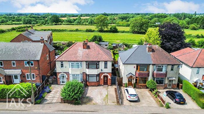 3 Bedroom Semi-Detached House For Sale In Egginton Road, Etwall, DE65