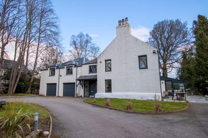 6 Bedroom Detached House For Sale In Station Road, Banchory, AB31