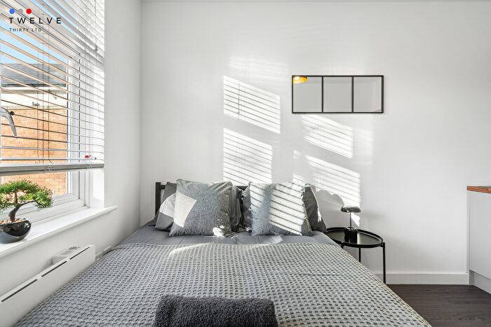 Studio To Rent In Upper Tulse Hill, London, SW2