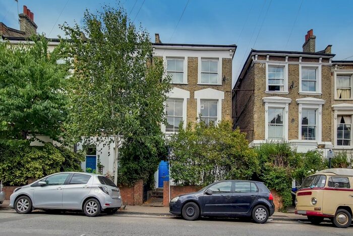 2 Bedroom Flat To Rent In Hargrave Road, London, N19