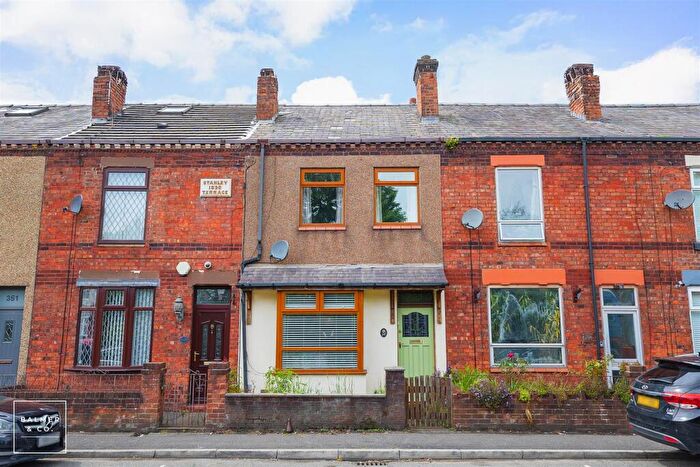 3 Bedroom Terraced House For Sale In Leigh Road, Atherton, M46