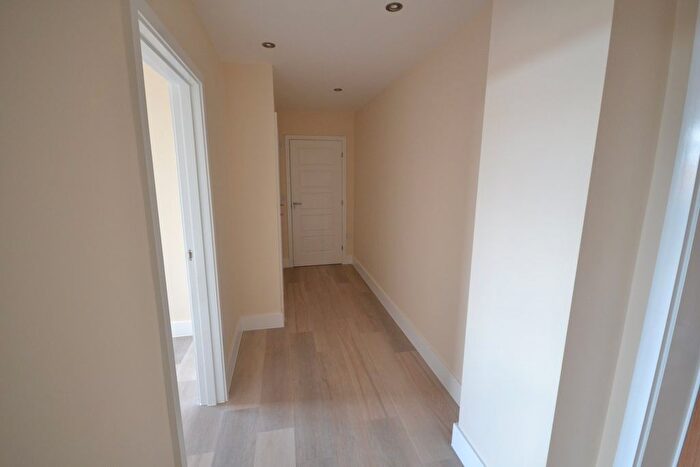 1 Bedroom Flat To Rent In Grover Walk, Corringham, SS17