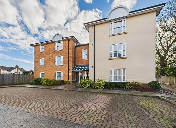 2 Bedroom Flat For Sale In Main Road, Harwich, CO12