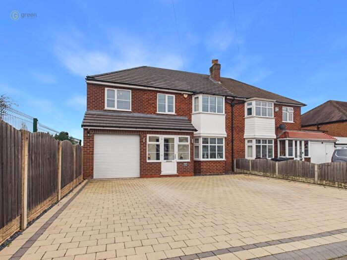 5 Bedroom Semi Detached House For Sale In Coppice View Road, Sutton Coldfield, B73