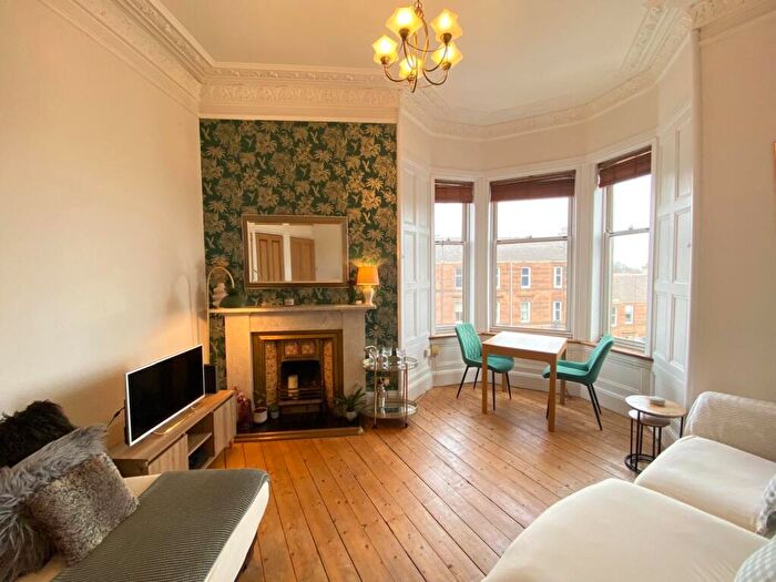 2 Bedroom Flat To Rent In Bowhill Terrace, Edinburgh, EH3