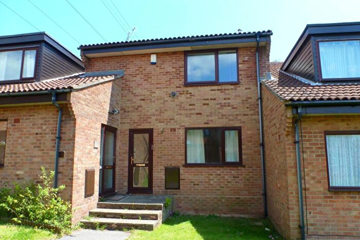 1 Bedroom Flat To Rent In Aspen Gardens, Poole, BH12