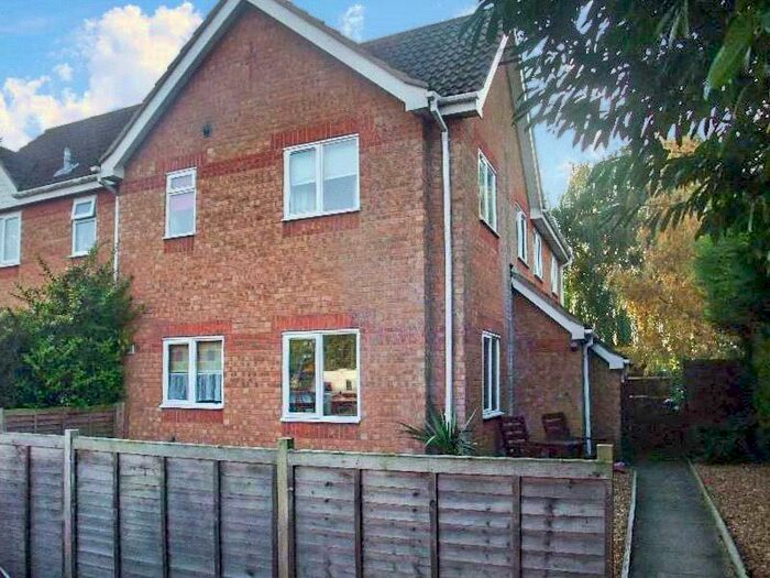 2 Bedroom Property To Rent In College Court, Sawtry, Huntingdon, Cambridgeshire, PE28