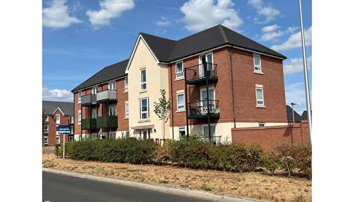 Property For Sale In Flats -, Bolton Drive, Shinfield, Reading, Berkshire, RG2