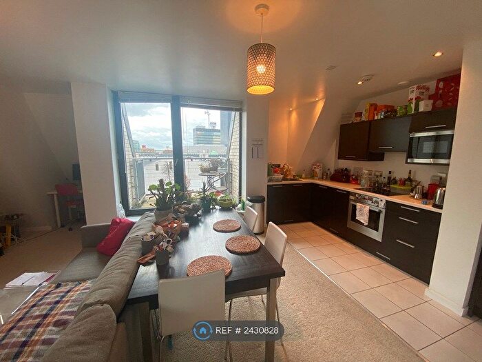 1 Bedroom Flat To Rent In High Street, Manchester, M4