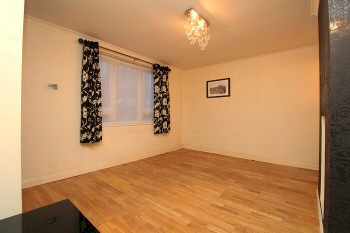 2 Bedroom Terraced House To Rent In Ascot Road, Orpington, BR5
