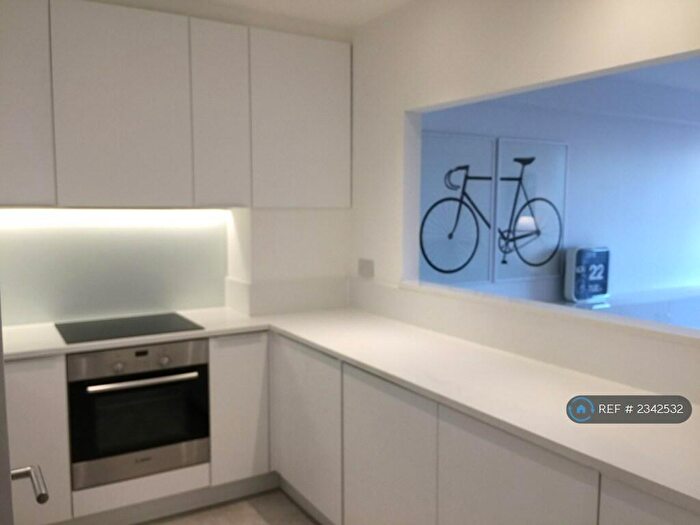 1 Bedroom Flat To Rent In Gilbey House, London, NW1