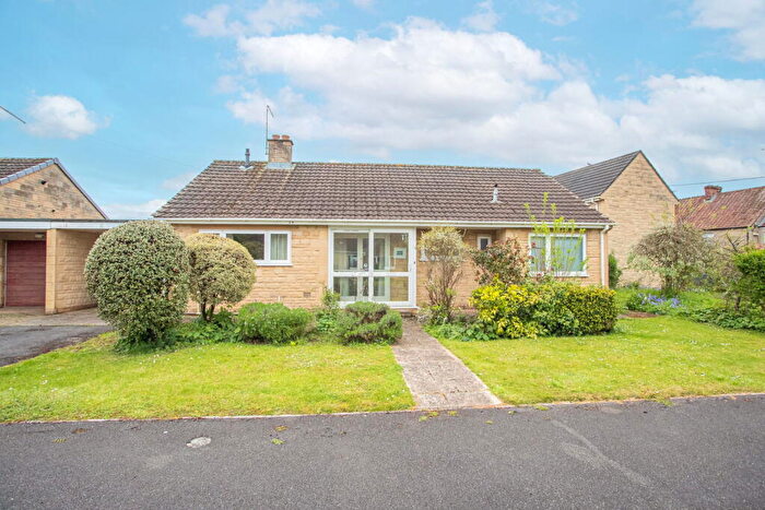 2 Bedroom Detached Bungalow For Sale In Northleaze, Tetbury, GL8