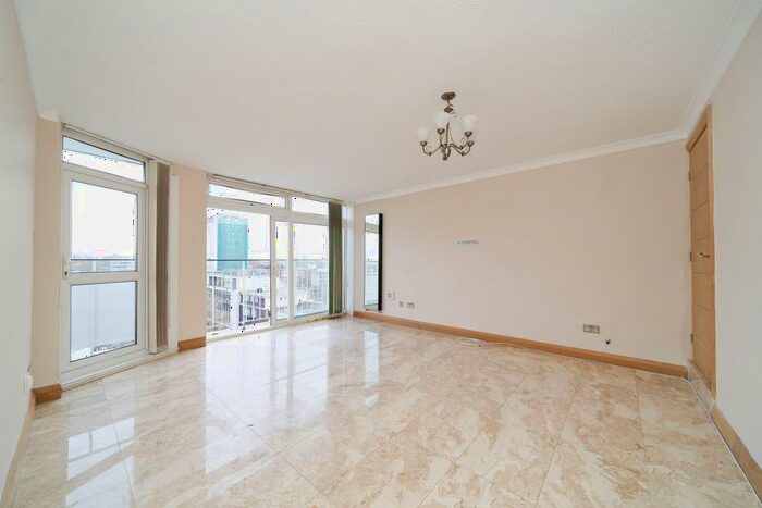 2 Bedroom Flat To Rent In Notting Hill Gate, London, W11