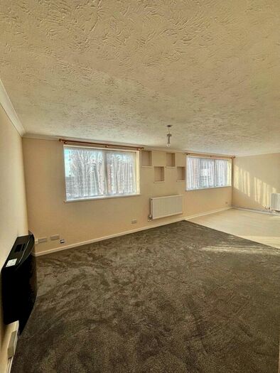 2 Bedroom Flat To Rent In Downland Place, Adastral Road, Canford Heath, BH17