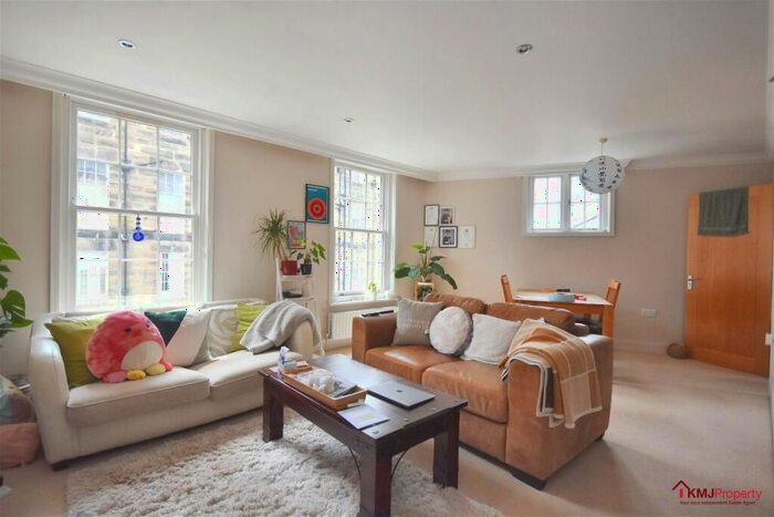 2 Bedroom Flat For Sale In Crescent Road, Tunbridge Wells, TN1