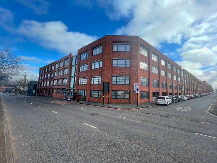 2 Bedroom Flat To Rent In Pope Street, Birmingham, B1