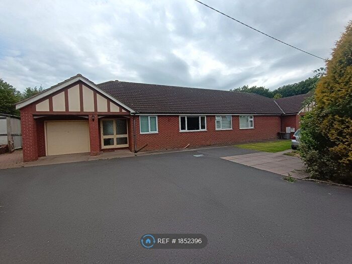 4 Bedroom Bungalow To Rent In Rock Green, Ludlow, SY8