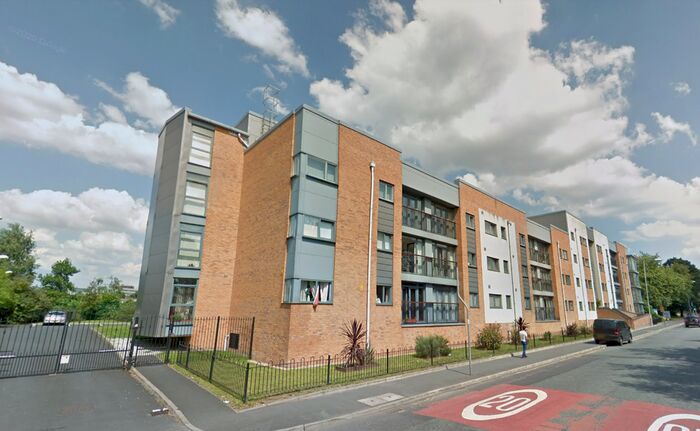 2 Bedroom Flat To Rent In Moss Lane East, Manchester, M14