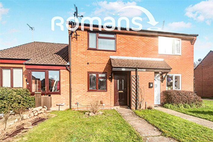 2 Bedroom Terraced House To Rent In Cannock Way, Lower Earley, Reading, RG6