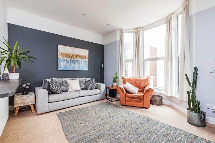 2 Bedroom Apartment To Rent In Nightingale Road, Southsea, PO5