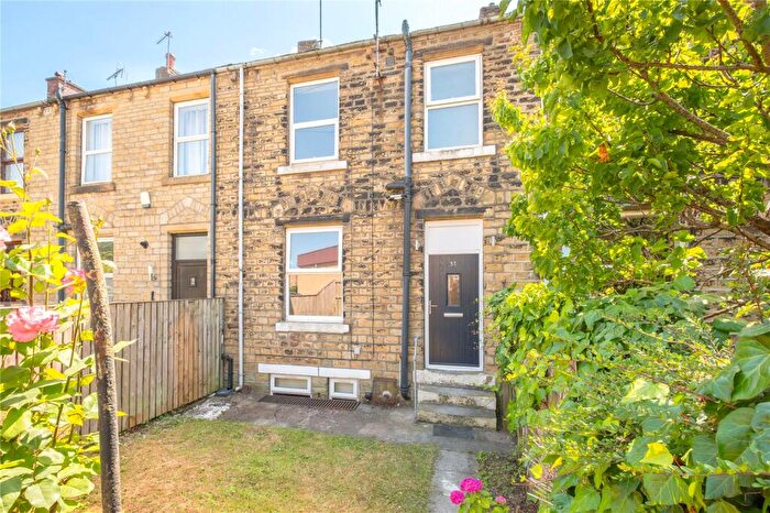 1 Bedroom Terraced House For Sale In Spa Mill Terrace, Slaithwaite, Huddersfield, HD7