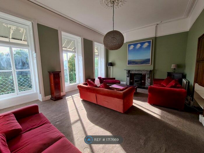3 Bedroom Flat To Rent In Clifton, Bristol, BS8