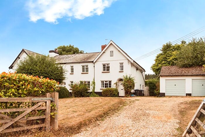 4 Bedroom Semi-Detached House For Sale In Chilhampton, Wilton, Salisbury, SP2