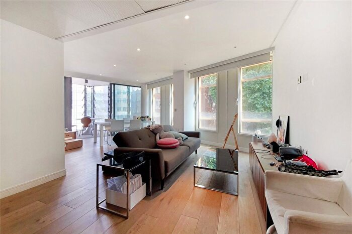 2 Bedroom Flat To Rent In Central St. Giles Piazza, Central St Giles, WC2H