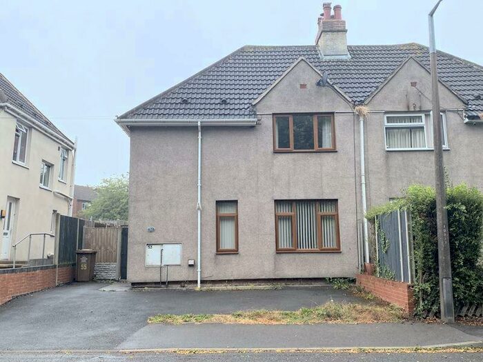 3 Bedroom Semi-Detached House To Rent In George Street, Swadlincote, DE11