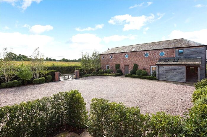 6 Bedroom Flat To Rent In Carden Lane, Tilston, Malpas, Cheshire, SY14