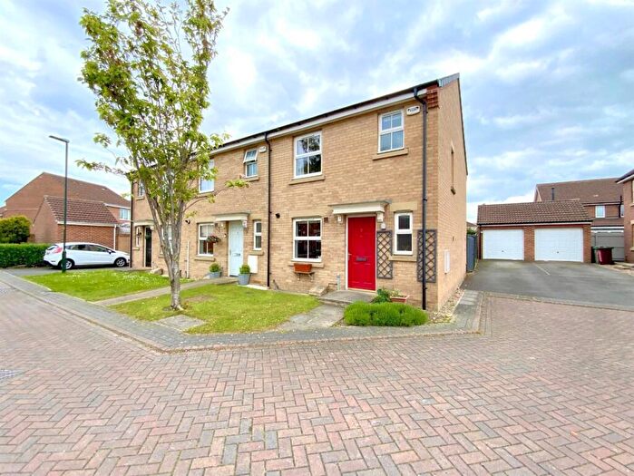 3 Bedroom End Of Terrace House For Sale In Sheldon Road, Scartho Top, DN33