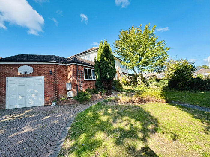 4 Bedroom Semi-Detached House For Sale In Colemans Moor Road, Woodley, RG5