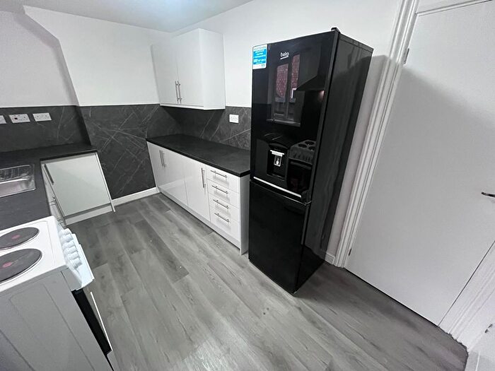 1 Bedroom Flat To Rent In Beoley Road West, Redditch, B98